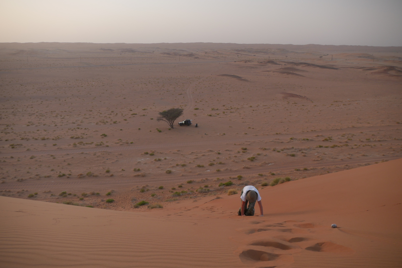 Lastig klimmen in zacht zand