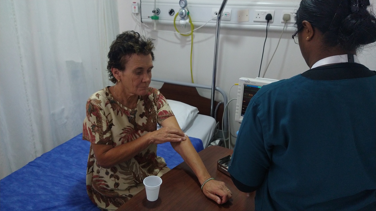 Bloedafname op zoek naar parasiet